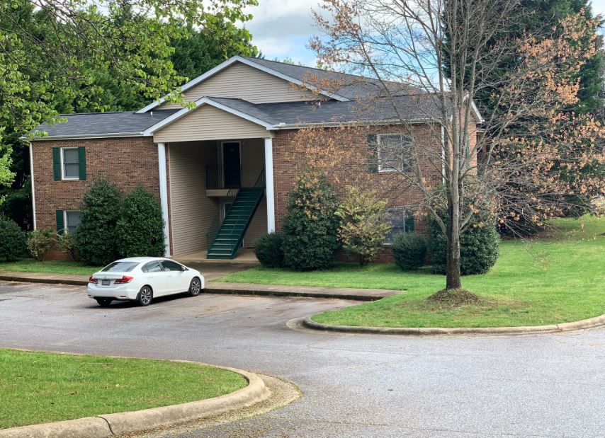 Photos and Video of Apartments on 20th in Hickory, NC